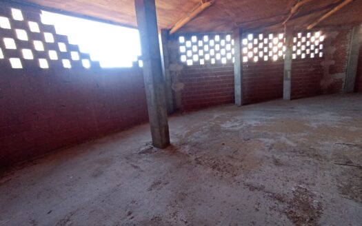 LOCAL EN VENTA EN LA CISTERNIGA