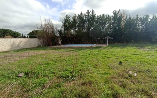 SE VENDE FANTÁSTICO CHALET CON PISCINA DE 36M², EN EL CAMINO VIEJO DE SIMANCAS JUNTO AL COLEGIO PINOALBAR