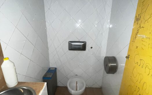 SE VENDE LOCAL EN LA ZONA DEL CUADRO