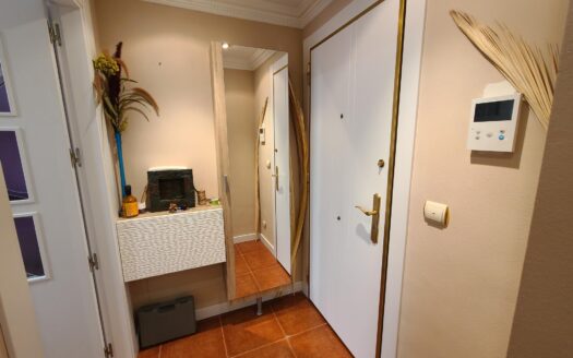 PISO EN VENTA EN ZARATÁN