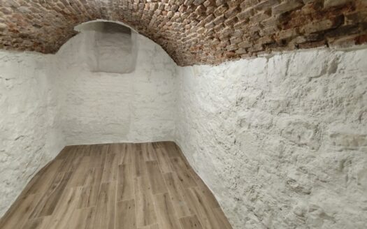 SE ALQUILAN TRASTEROS DE TODOS LOS TAMAÑOS A ESTRENAR EN CALLE PLATERÍAS