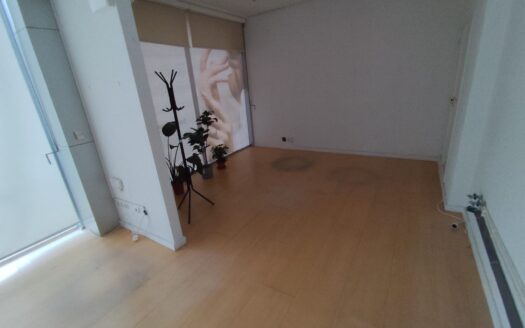 SE ALQUILA LOCAL EN EL CENTRO