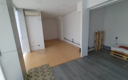 SE ALQUILA LOCAL EN EL CENTRO