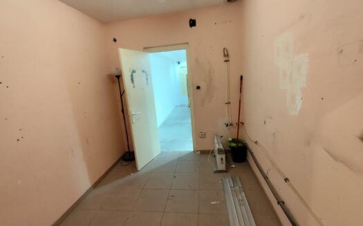 SE ALQUILA LOCAL EN CADENAS DE SAN GREGORIO