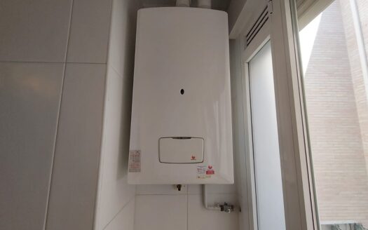 SE ALQUILA APARTAMENTO EN EL CENTRO