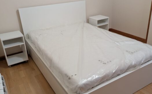 SE ALQUILA APARTAMENTO EN EL CENTRO