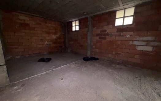 SE VENDE LOCAL EN LAGUNA DE DUERO