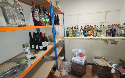 SE TRASPASA LOCAL EN EL CENTRO