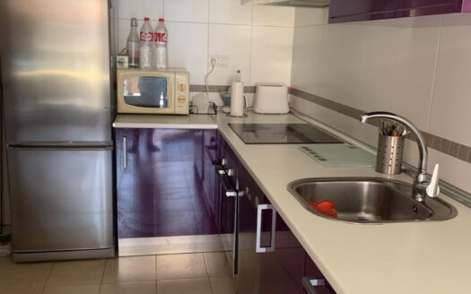 SE VENDE CHALET ADOSADO EN ALDEAMAYOR DE SAN MARTIN