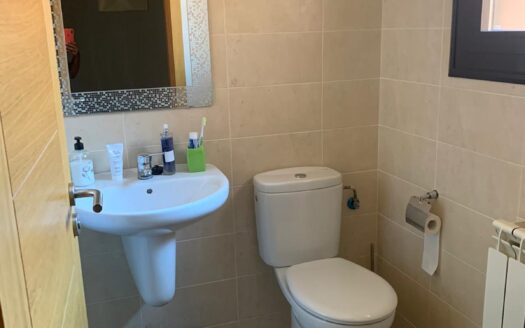 SE VENDE CHALET ADOSADO EN ALDEAMAYOR DE SAN MARTIN