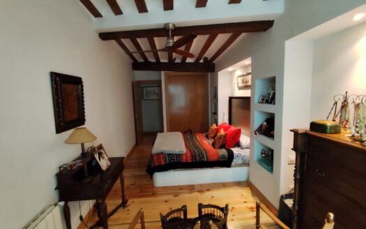 SE VENDE PISO EN EL CENTRO